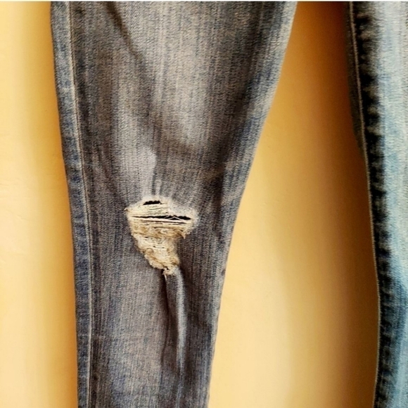 MADEWELL 9in High Rise Distressed Skinny Jeans - Picture 7 of 16